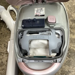 万代店　Panasonic 紙パック掃除機の画像