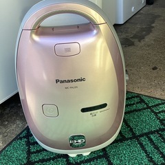万代店　Panasonic 紙パック掃除機の画像