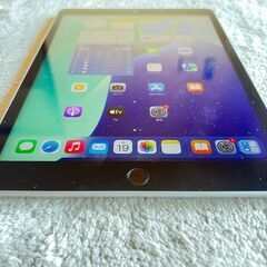 iPad 第９世代 10.2インチA2604 Wi-Fi-sell silver ６４GB  バッテリー９０% 　002の画像