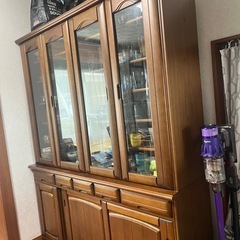 食器棚の画像