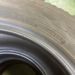 無料タイヤ　215/60R16【3319】の画像