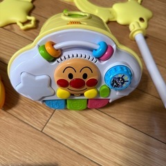 アンパンマン 8WAYウォーカーまでへんしん！よくばりメリーの画像