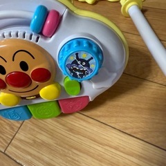 アンパンマン 8WAYウォーカーまでへんしん！よくばりメリーの画像
