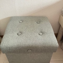 収納付きスツール（無料・自宅引き取り）の画像