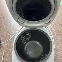 TOSHIBA IHジャー炊飯器の画像