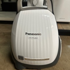 Panasonic 電気掃除機　2019年製の画像