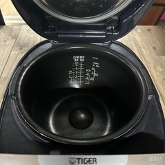 TIGER 5.5合炊き炊飯器　2021年製の画像