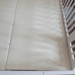 大型ベビーサークル扉•ロック付きとマットのセットの画像