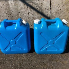 灯油ポリタンク 18L   2缶の画像