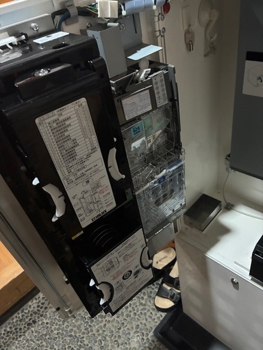 タッチパネル券売機