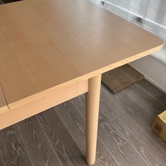  IKEAダイニングてーぶるテーブルの画像