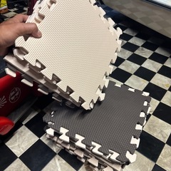 プレイマット ダイソーのヤツ　の画像