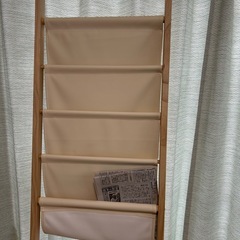 【無料】マガジンラックの画像