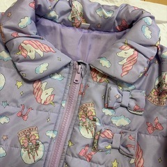 美品★130cm中綿ジャンパー
の画像