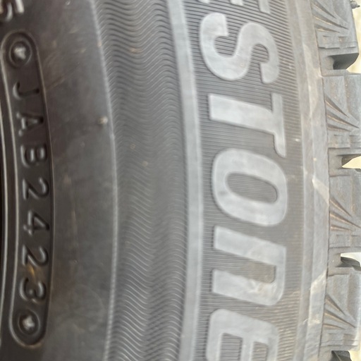 BS VRX3　155/80R13 イボ残有りバリ目
