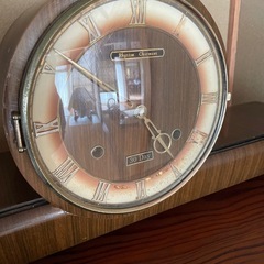 置き時計の画像