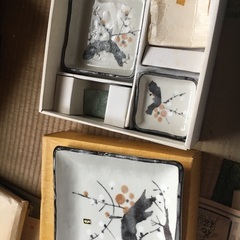 和食器未使用セットです。の画像