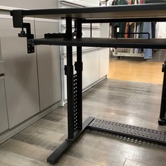 【軽トラ貸し出し無料！配送可！】Bauhutte 昇降式デスク入荷しました！の画像