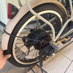 で電動自転車の画像