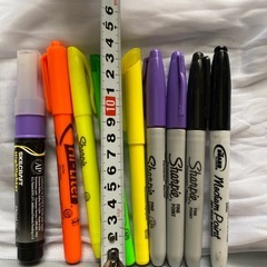 色鉛筆＋ペンセットの画像