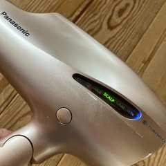 ⭕️ナノケア★ヘアドライヤー★パナソニック★訳あり品の画像
