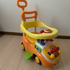 アンパンマン乗用玩具の画像