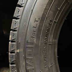 175/75r15スタッドレス　新品の画像