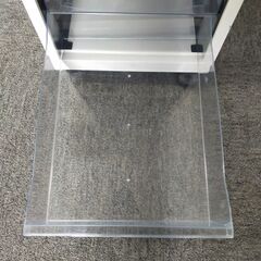 △ フロアケース トレイキャビネット キャスター付き 高さ 65cm 幅 29cm 奥行 33cm 擦れによるキズ、ヒビありの画像
