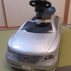 子供用自動車　ミズタニ　電動マルチドライブ　レクサスLS460の画像