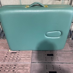 高田製作所（有孔）ベッド 穴付きマッサージテーブル 折り畳みの画像