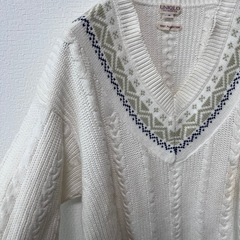 UNIQLO CLASSICS Vネックセーター M ヴィンテージの画像