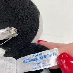 H 2510-503 ディズニー オズワルド ぬいぐるみ バッジ 東京ディズニーリゾート限定 中古の画像