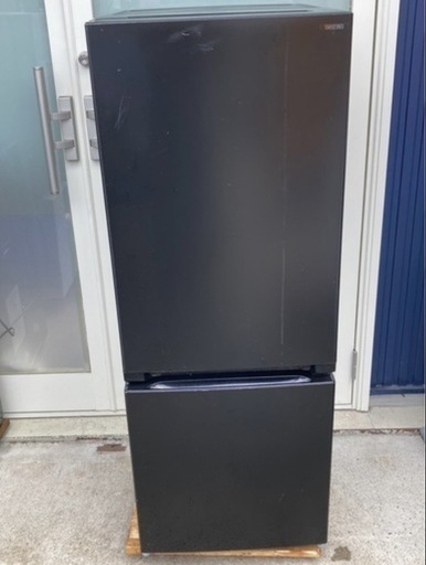 ノンフロン冷凍冷蔵庫  YRZ-F15J　40kg 2022年製