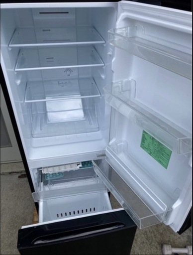 ノンフロン冷凍冷蔵庫  YRZ-F15J　40kg 2022年製