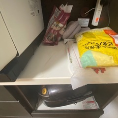 食器棚の画像