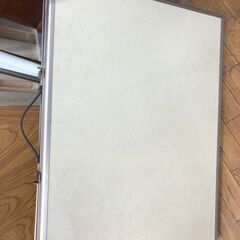【リサイクルショップどりーむ鹿大前店】No.3112　折り畳みテーブル・軽量・コンパクトサイズの画像
