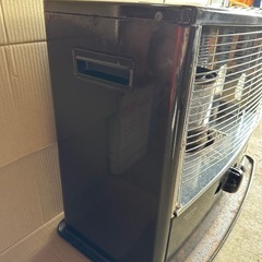 自然通気形開放式石油ストーブの画像