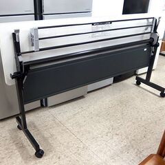 会議テーブル ② 折りたたみ フォールディングテーブル 幅180cm  スタッキング 事務用品 札幌市北区屯田の画像