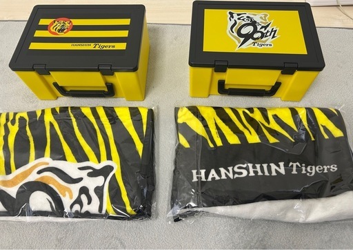 90thロゴ】阪神タイガース90周年限定タオル入り収納BOX 最終値下げ (き