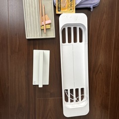 風呂で使うバーやアクセアサリー入れなど　の画像