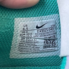 NIKE スニーカー（レディース用）の画像