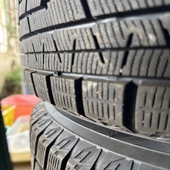 バリ山 2022年 ヨコハマ スタッドレスタイヤ アルミホイール 195/65R15 アイスガードiG60 PCD114.3 ハブ径72mm 15インチ 6J マークⅡ使用の画像