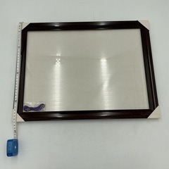 木製額縁　茶色　ガラス付きの画像