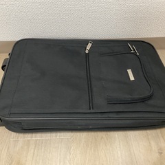 キャリーケース　スーツケースの画像