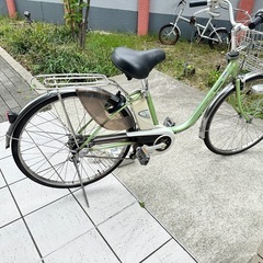 パナソニックの電動自転車。 状況はすべて正常です。 電池2個。
の画像