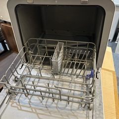 【食器洗い乾燥機】【アイリスオーヤマ】クリーニング済み【管理番号31021】野の画像