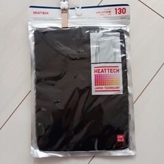 UNIQLOキッズ☆ウルトラライトダウン＆ヒートテック半袖☆130cmの画像