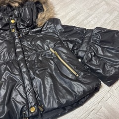 ショート丈ダウンコートの画像