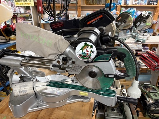 ?【電動工具】日曜大工に！日立190㎜卓上スライド丸のこ C7FSH2【地域最大電動工具高価買取アールワン田川】