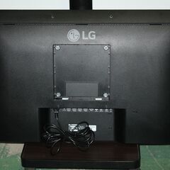 71607★LG 42.5型 4K IPSディスプレイ 43UD79-B 【LG/4K IPSモニター/Screen Split機能/マルチタスク処理/純正リモコン付/スタンド無し】の画像
